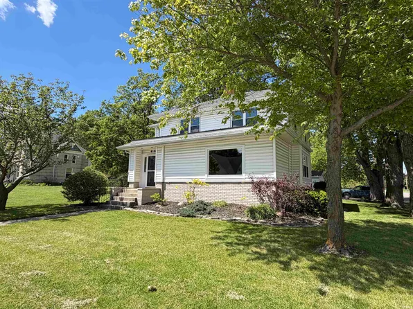 410 E 7th St, Auburn, IN 46706