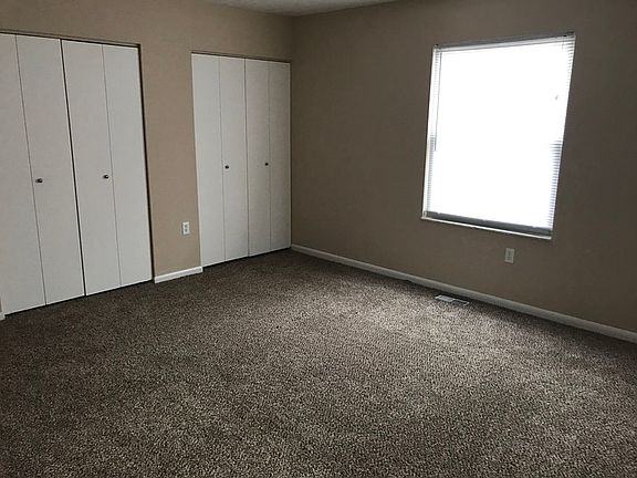 4th image of 6031 Rangeview Dr