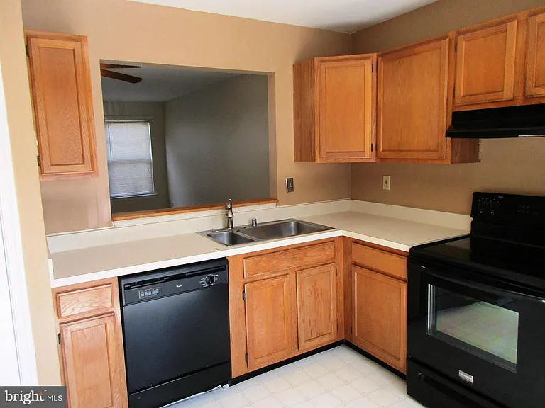 3361 Cheverly Ct — Photo 8