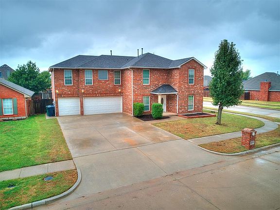 3rd image of 4625 Fawn Run Dr