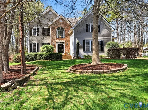 4724 Summer Lake Cir, Moseley, VA 23120