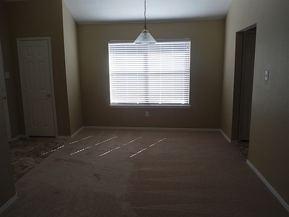 4th image of 1304 Matthew Dr