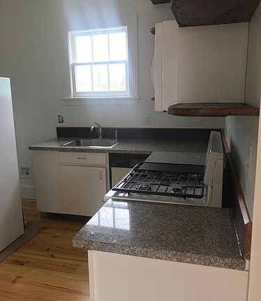 5th image of 3020 Chippewa St