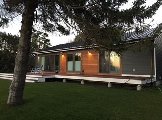 Reservoir Rd, Fishers island, NY 06390