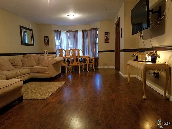 2nd image of 2131 W Elm Ave