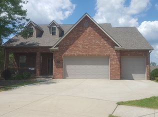 317 Green Meadows Cir, Columbia, MO 65203