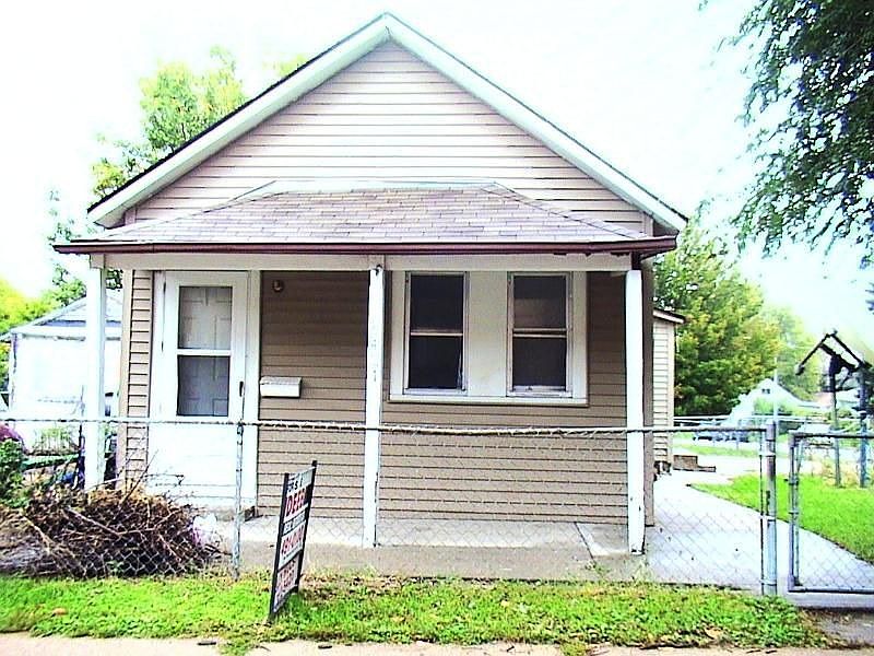 1st image of 5421 S 32nd St