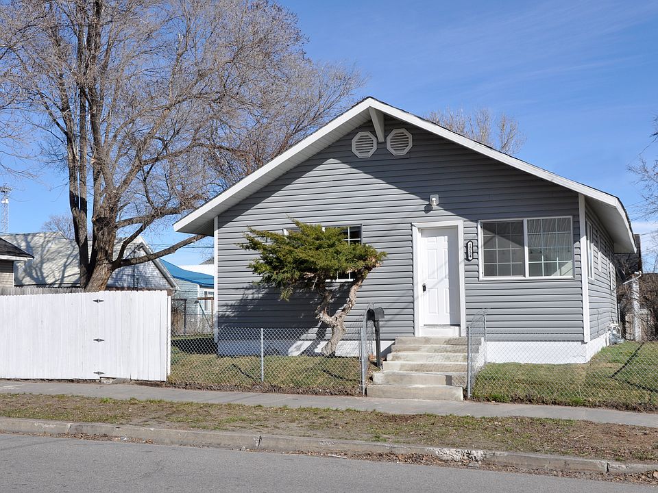 1st image of 1054 Lake Ave