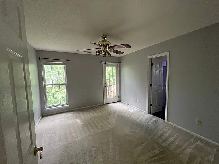 1635 Pondside Dr — Photo 8