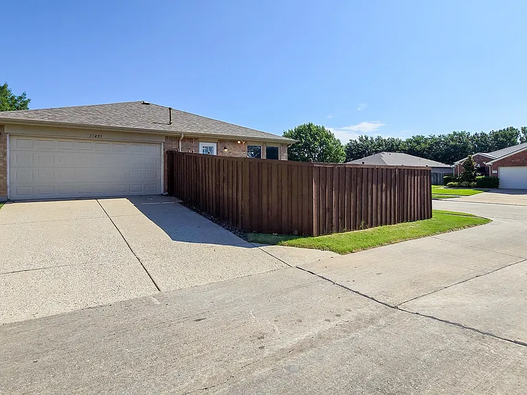 12453 Peak Cir — Photo 22
