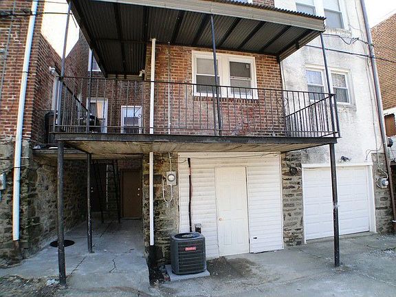 3rd image of 645 E Woodlawn St