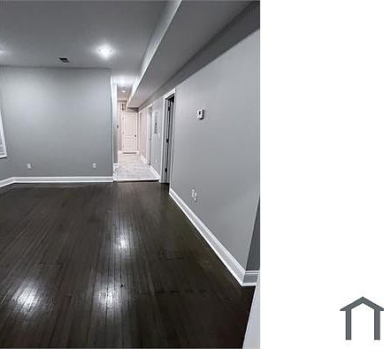 5th image of 49 39th St Floor 1