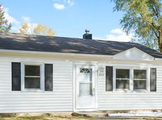 1049 Eastview Dr, Rantoul, IL 61866