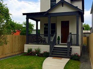 911 Robbie St, Houston, TX 77009