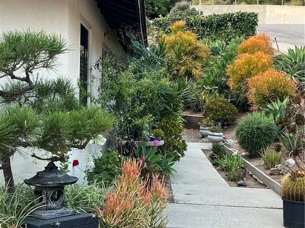 5325 Argus Dr, Los Angeles, CA 90041