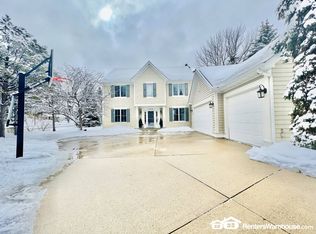 9979 Antrim Rd, Woodbury, MN 55125