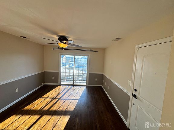 2nd image of 83 Broadway Floor 2