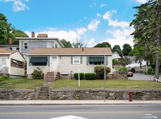 935 Bridge St, Lowell, MA 01850