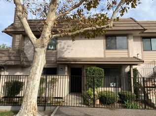2358 Royal Ave APT 11, Simi Valley, CA 93065