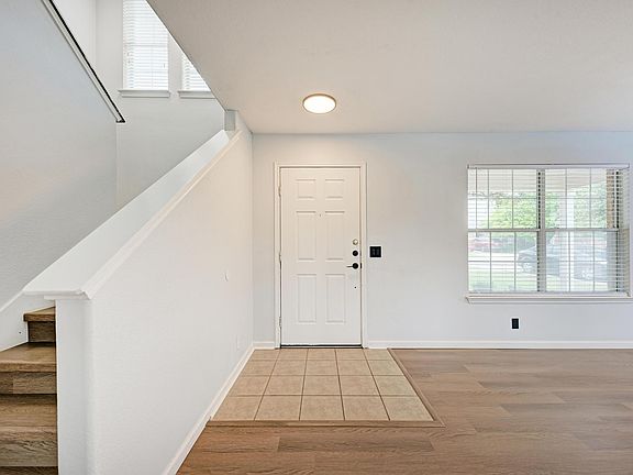 4th image of 125 Holland St