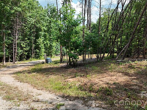 4th image of Hollis Rd