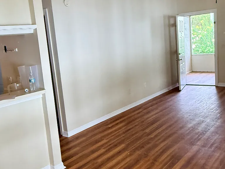 706 Northlake Dr #706 — Photo 9