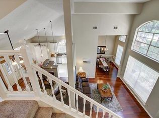 523 Woodhill Ct, Grapevine, TX 76051
