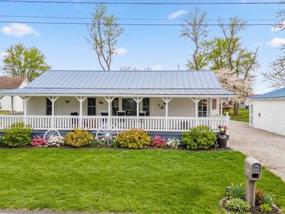 945 E Worthsville Rd, Greenwood, IN, 46143