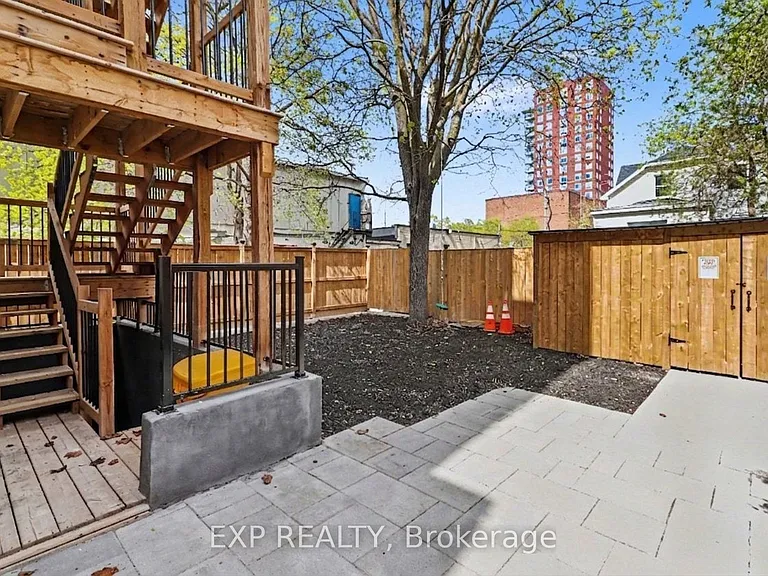 61 Pinehurst Ave #A — Photo 25