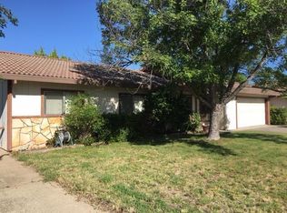 524 Teakwood Dr, Redding, CA 96003