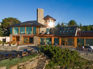 16-18 Bald Head Cliff Rd, Cape Neddick, ME 03902