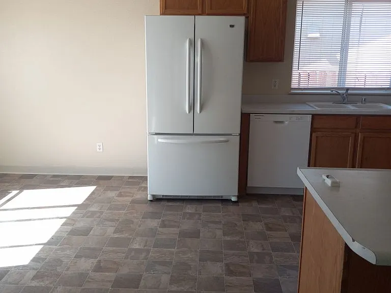 546 Rawe Peak Dr — Photo 6