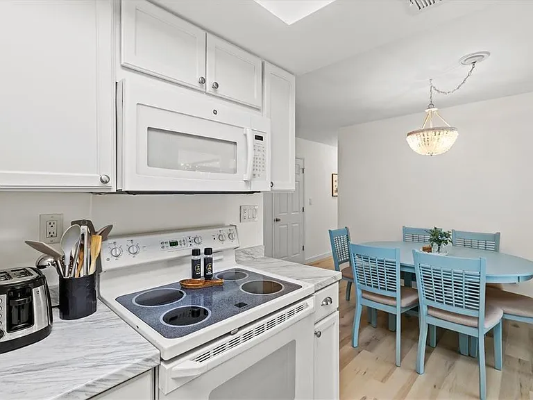 3210 Wood St — Photo 20