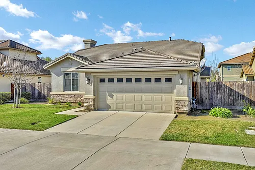 545 Sandy Ln Photo 1