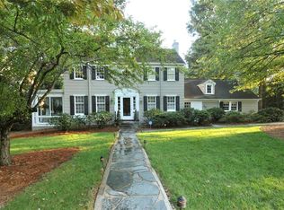 2404 Forest Dr, Winston Salem, NC 27104