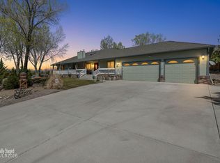 1374 Porter Dr, Minden, NV 89423