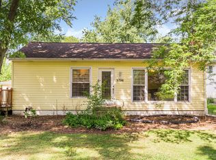 5796 Pershing Ave, Downers Grove, IL 60516