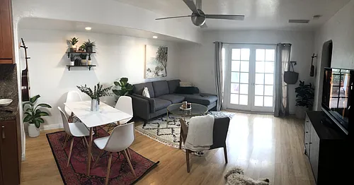 5525 Bellevue Ave #2 Photo 1