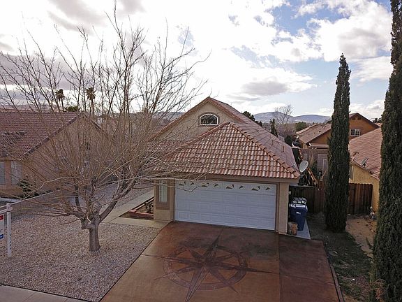 2nd image of 36861 Westgate Dr