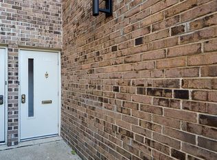 1305 Raintree Ln, Malvern, PA 19355