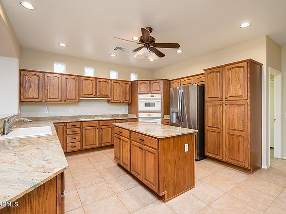 4th image of 2737 N 160TH Avenue
