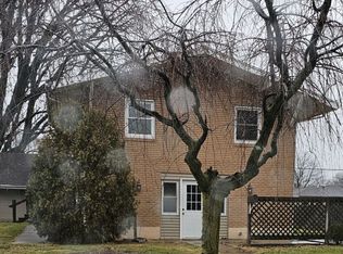 526 Lester Ave, Findlay, OH 45840