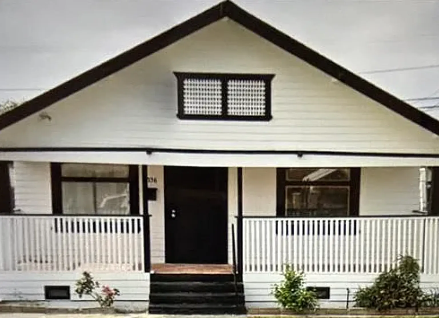3 bed, 1.5 bath, 1204 sqft, $3,600 — Photo 1