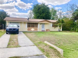 19 Massachusetts Rd, Lehigh Acres, FL 33936