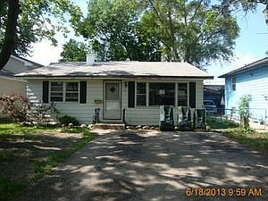 1st image of 17 E Pineview Dr
