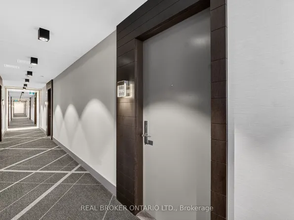 15 Merchants Wharf, Toronto, ON M5A 0N8