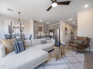 2822 W Red Fox Rd, Phoenix, AZ 85085