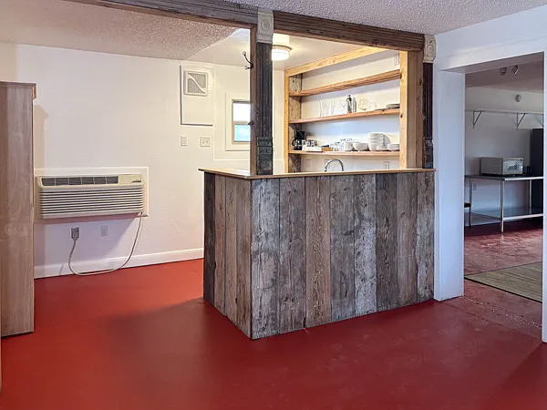 1540 W Broadway St #12 — Photo 10