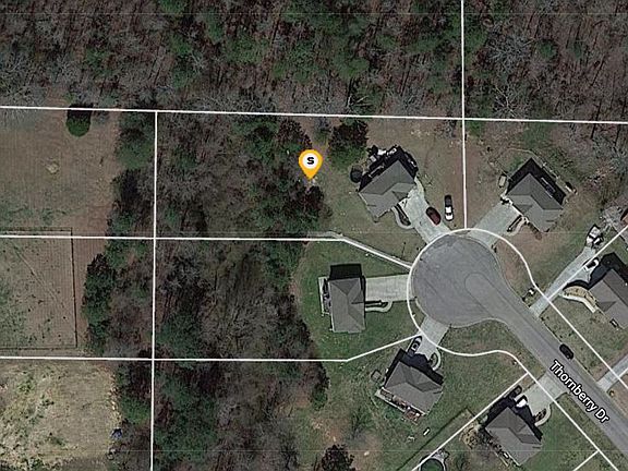5th image of 250 Thornberry Dr