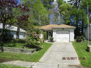 232 Valley Forge Dr, Little Egg Harbor, NJ 08087